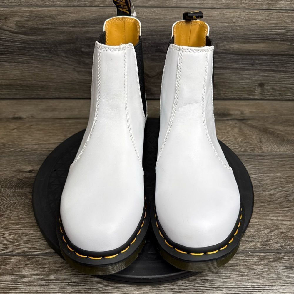 Dr Martens 2976 Smooth Leather White Chelsea Boots Women’s Size 10 - Picture 2 of 8